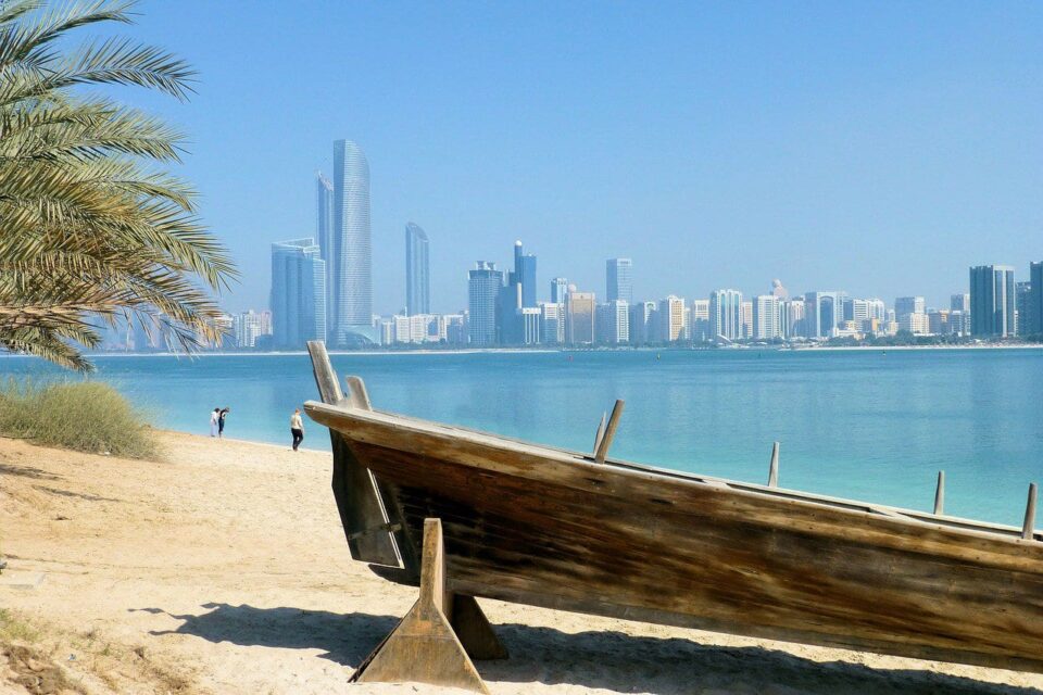 skyline-of-dubai-289976_1280_9f0d3de35badb94797f54dbc1a08bf3a_2000