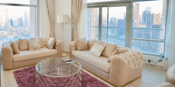 space-optimized-airbnb-rental-dubai-8_a0832e801253a266fea3e5dc22ba5e1c_2000